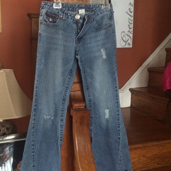 Size 30 True Religion Jean, fits true to size.