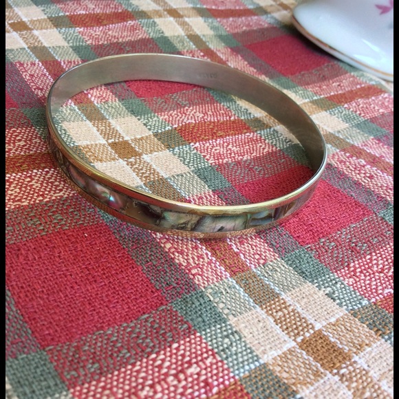 Mexico Abalone She'll and Sterling Bangle