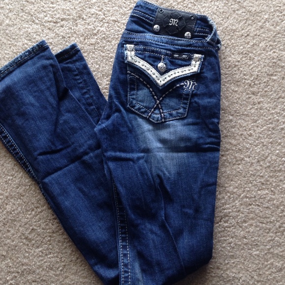 Miss me MINT condition size 25 .. Inseam 34