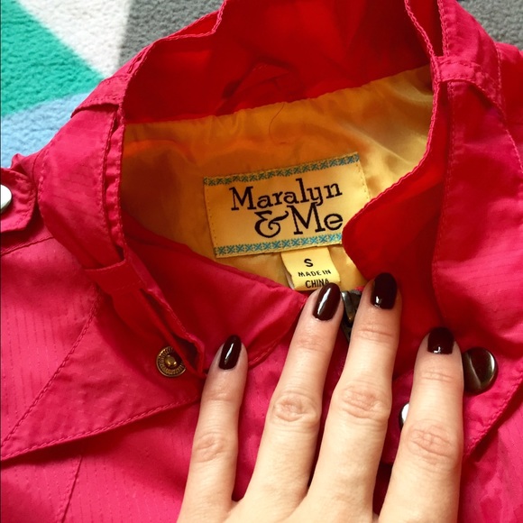 👄Hot Pink Windbreaker/ Rain Jacket👄 - Picture 3 of 3