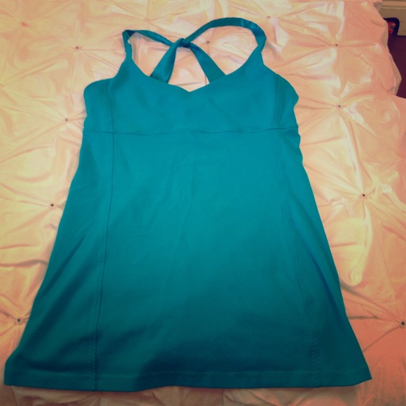 Super cute Lululemon tank size 8