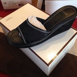 Coach sandals size 10