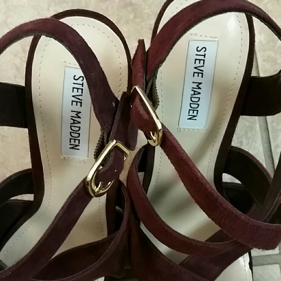 Strappy heels - Picture 4 of 4