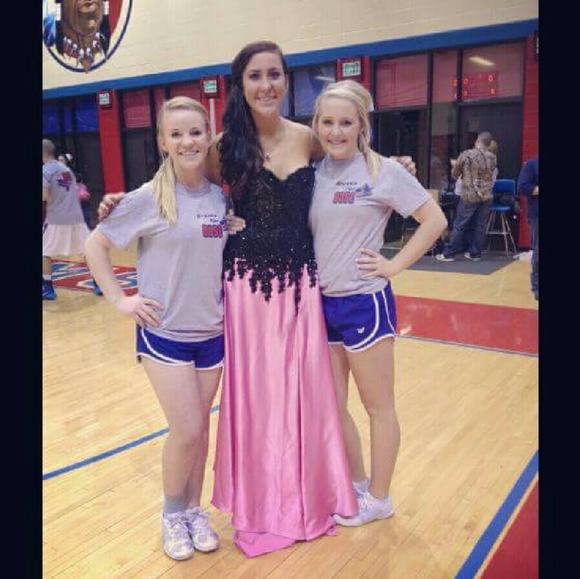 Formal/Prom dress - Picture 2 of 3