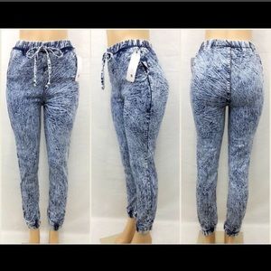 Light acid wash denim joggers