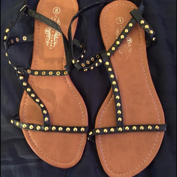 Aeropostale sandals