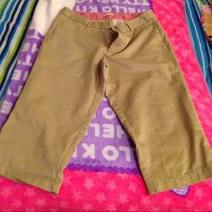 Dockers Capris Size 16