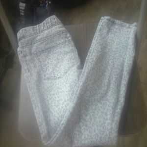 Ceatch pants