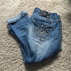 Miss Me size 27 Capri jeans