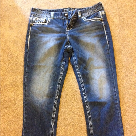 MAKE AN OFFER--CAPRIS