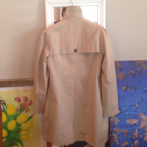 Trench Lightweight Rain Coat - Picture 3 of 4