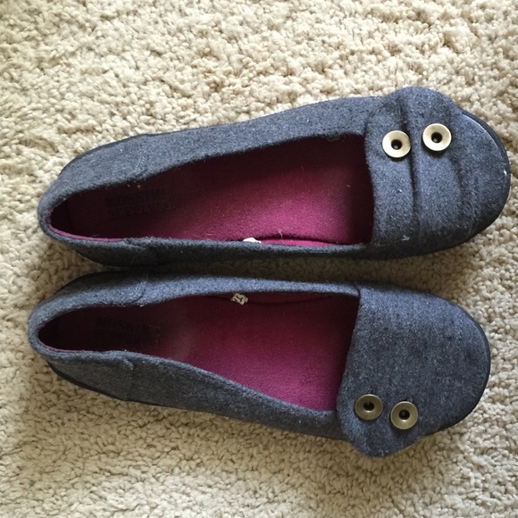 Grey button flats
