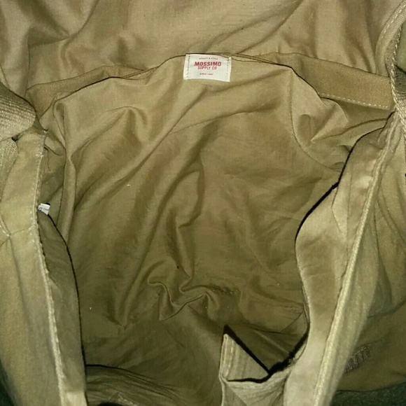 Mossimo - Picture 3 of 4