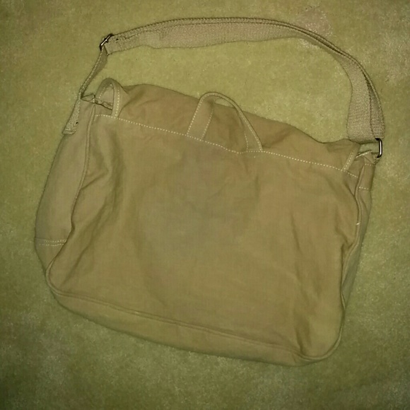 Mossimo - Picture 4 of 4