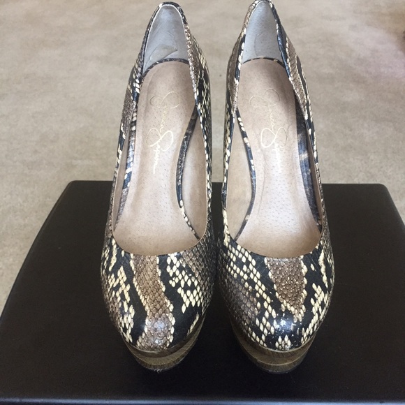 Jessica Simpson Heels 7B/37 - Picture 2 of 4