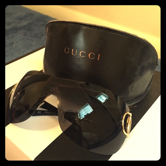 Gucci Accessories - Authentic Gucci sunglasses