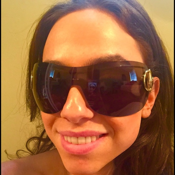 Authentic Gucci sunglasses - Picture 2 of 4