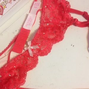 Victoria's Secret garter