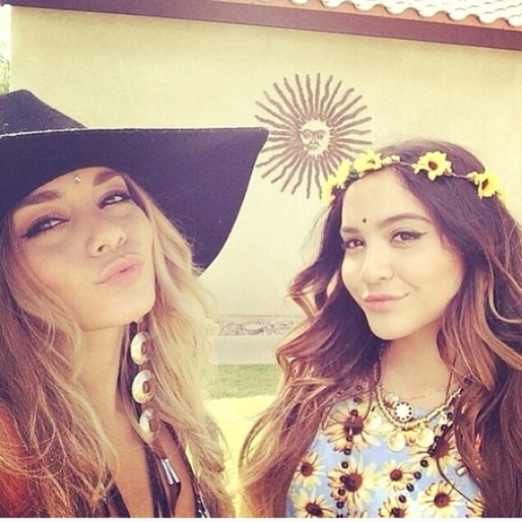 Sky Blue Sunflower Halter Top - Picture 3 of 6