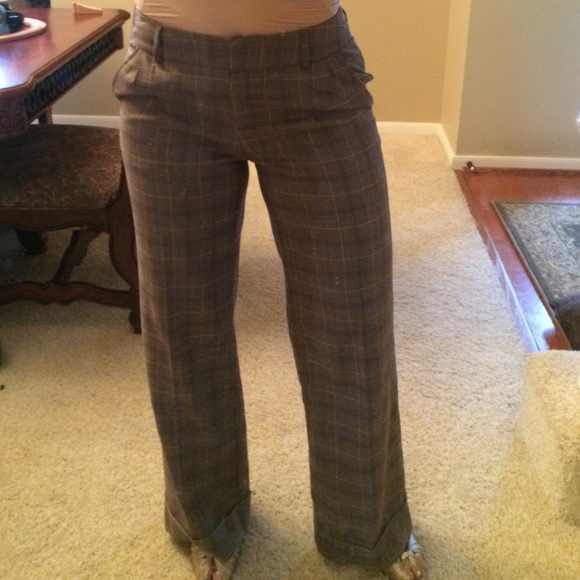 Wide leg, pleated, dress pants with pockets