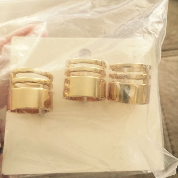 H&M  Set of 3 Gold Rings - Picture 1 of 1