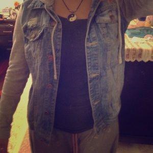 Jean jacket with grey sleeves