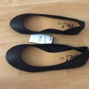 NWT ballet flats