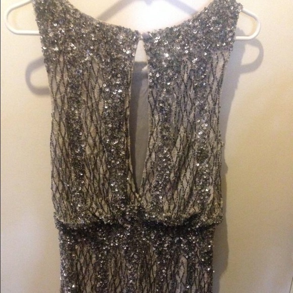 Dress sequin