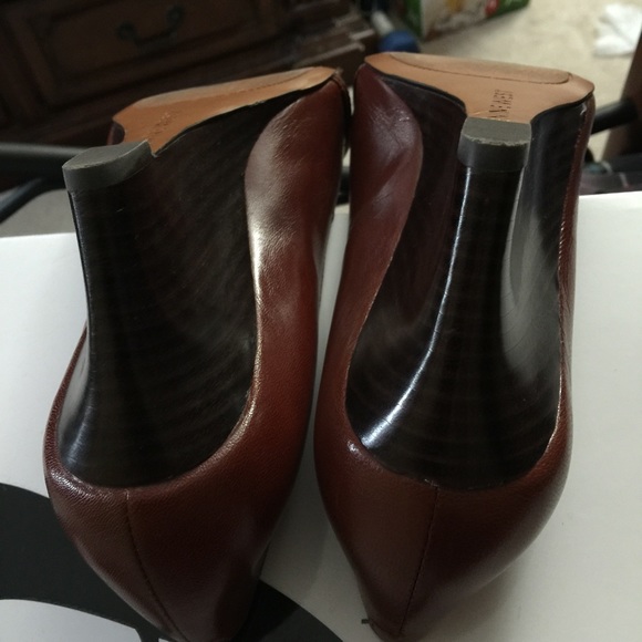 SOLD - Picture 3 of 4