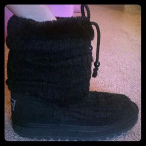 SKECHERS KNIT WINTER BOOTS