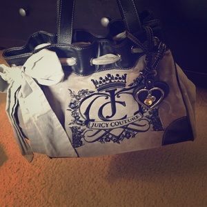 JUICY COUTURE HANDBAG!