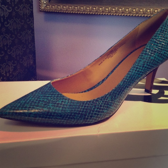 Nine West pump!