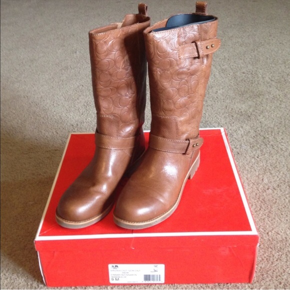 NWOT Coach boots👢👢👢