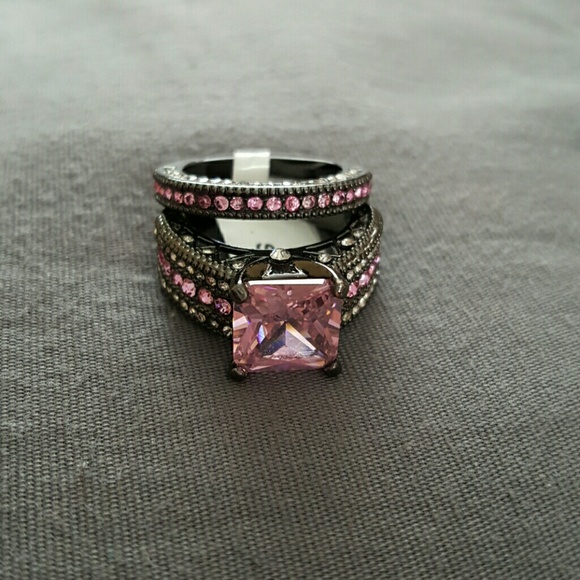 Black ring pink crystal wedding set