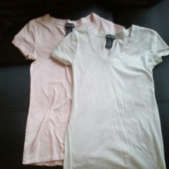 Wet Seal V-Neck bundle