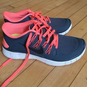 Nike Free 5.0+ Running Shoes (size 7.5)