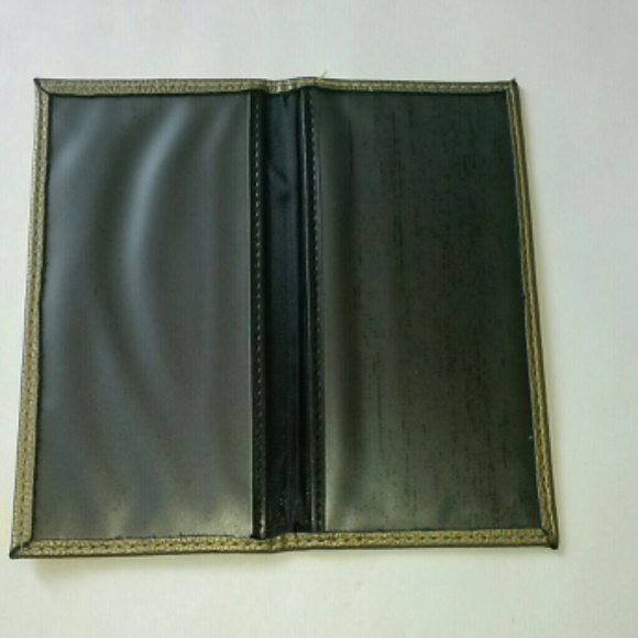 wallet - Picture 4 of 4