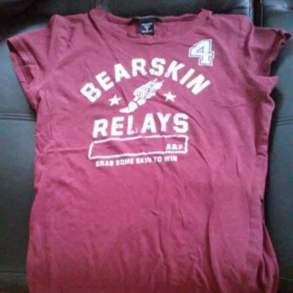 Abercrombie & Fitch tee shirt