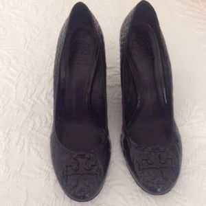 Tory Burch "Sophie" shoes