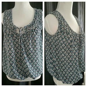 🎆🎆REDUCED Max Studio Blue Floral Blouse