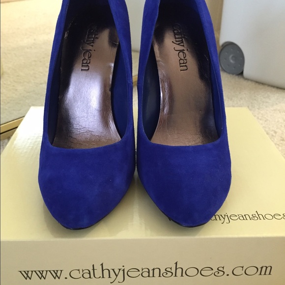 Royal blue pumps