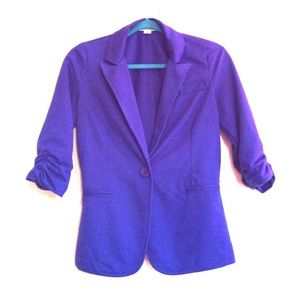Bright blue fitted blazer!