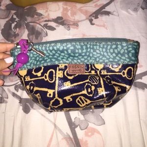 Fossil keyper cosmetic bag