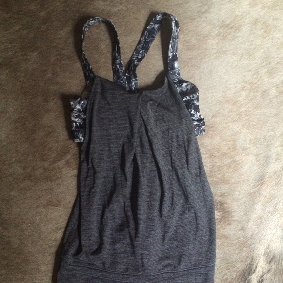 LuluLemon Top