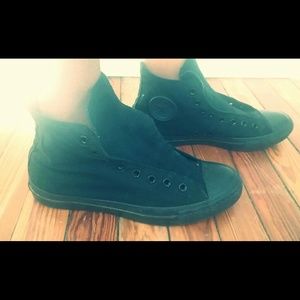 All Black Converse