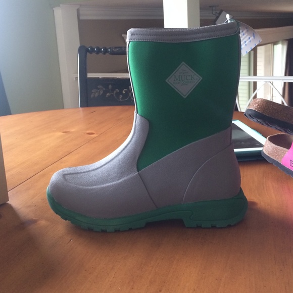 NWT The Original Muck Boot Company
