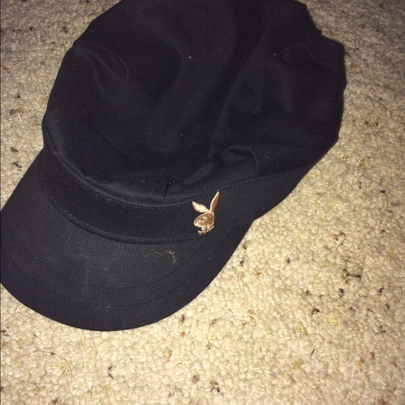 Hats, hats and more hats - Picture 3 of 4