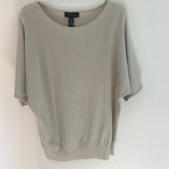 Short sleeve sweater by cable & gauge size XL