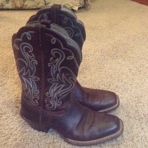 Ariat Cowgirl Boots