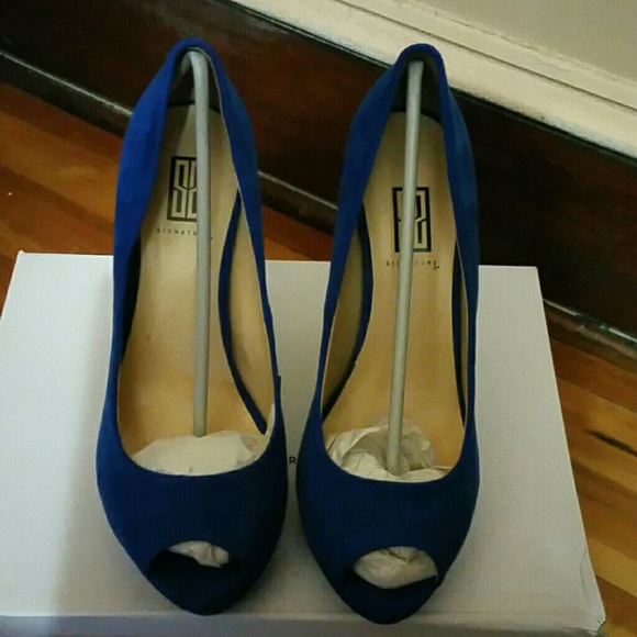 Blue jazzy heels by shoedazzle